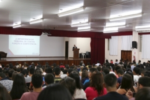 Projeto &quot;Conhecendo o TCE/TO&quot; é lançado para universitários