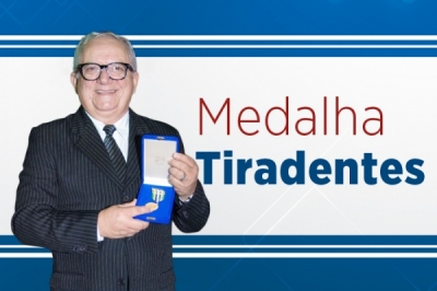 Presidente do TCE/TO recebe a Medalha Tiradentes