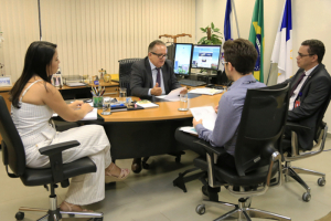 Ouvidor do TCE/TO se reúne com representantes da CGU