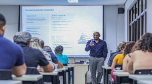 Servidores recebem treinamento para evitar falhas e fraudes em contratos públicos