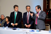 Conselheiros Fábio Nogueira, presidente da Atricon, Edilson de Sousa, presidente do Conselho Nacional dos Presidentes dos Tribunais de Contas (CNPTC), e Ivan Bonilha, presidente do IRB