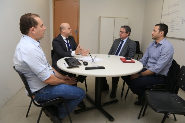 Servidores do TCM/PA realizam visita técnica a Corte tocantinense