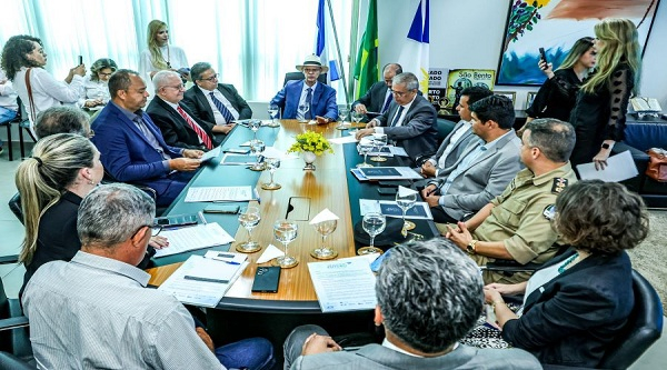 TCE de Olho no Futuro reúne parceiros e alinha ações para fortalecer a primeira infância