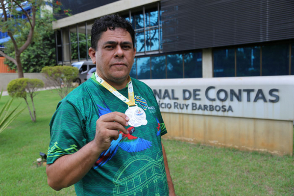 Servidor do TCE/TO ganha medalha de prata nas Olimpíadas dos Tribunais de Contas