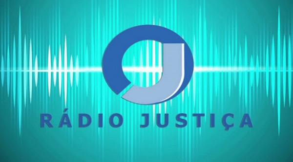 Rádio Justiça destaca assinatura da PEC da Primeira Infância