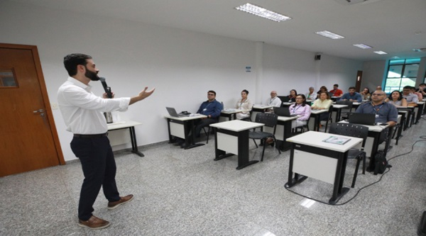 TCETO capacita servidores na área de Gestão de Processos e Projetos