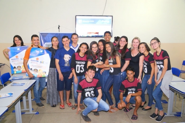 Palestra sobre Controle Social é ministrada para alunos da Escola Frederico Pedreira