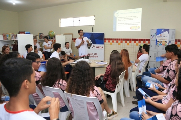 Controle Social: estudantes assistem palestra sobre Conselhos Municipais e Ouvidoria do TCE/TO