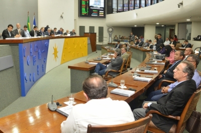 Cenovo apresenta diagnóstico do Estado em sessão da Assembleia Legislativa