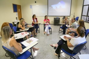 Servidoras do TCE/TO tiram dúvidas sobre prevenção do câncer de mama