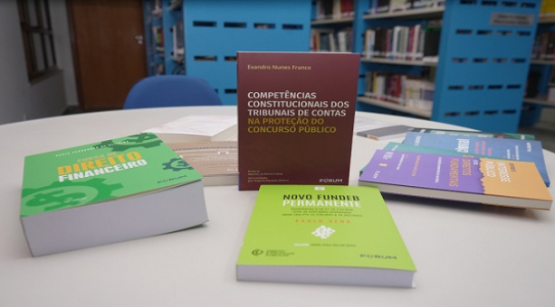 Acervo da biblioteca da Corte recebe novos livros